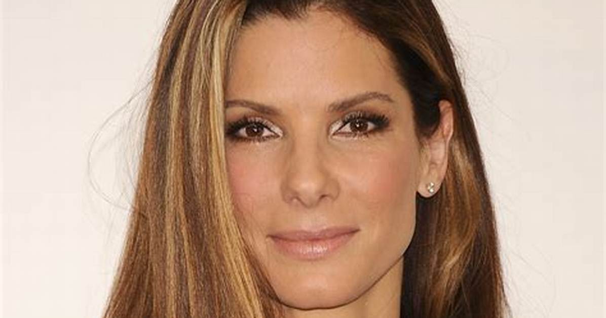 Why You Recognize the Actor Who Plays Ramone in the Proposal