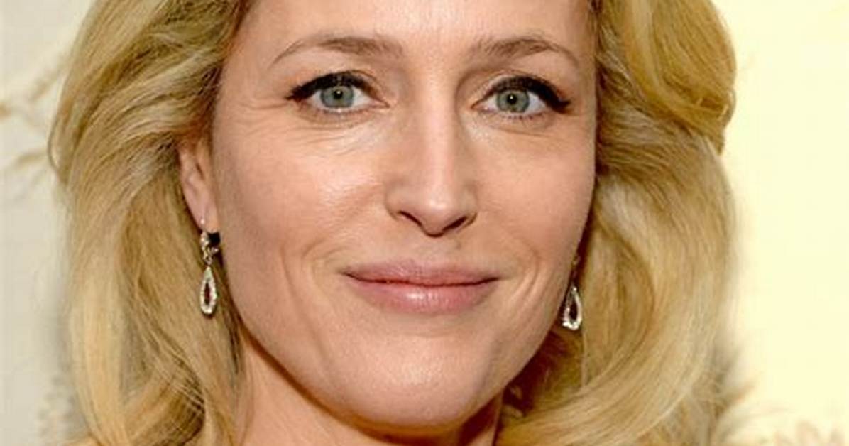 X-Files Star Gillian Anderson Bares All in New Peta Ad