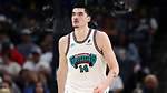 Zach Edey Weight: a Comprehensive Profile of the Towering Basketball Star